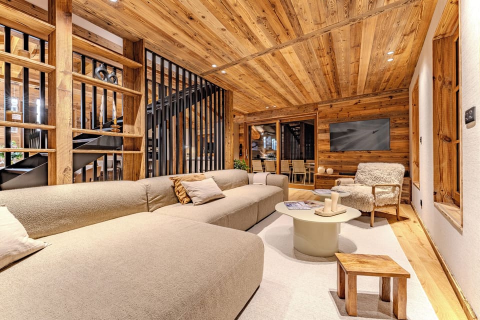 Luxury Chalet, Park View | Living room | 34-inch LED TV with digital channels