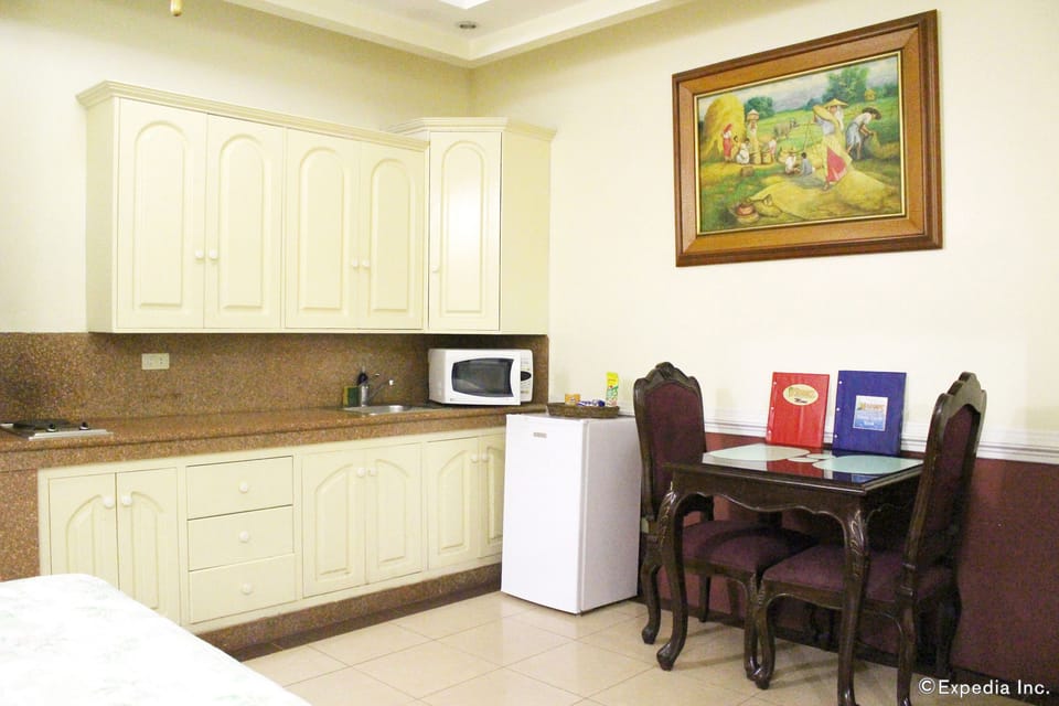 Private kitchenette