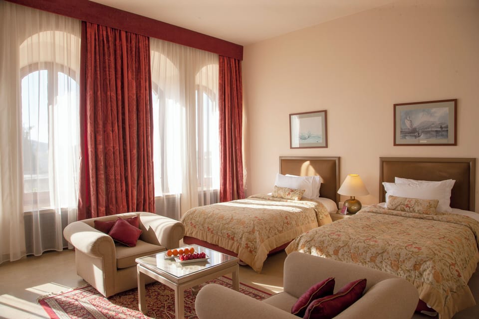Standard Double Room, Courtyard View | In-room safe