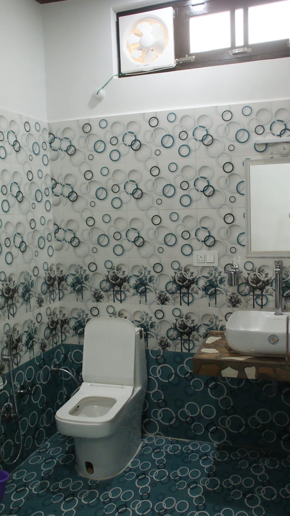 Deluxe Single Room, Balcony, Valley View | Bathroom