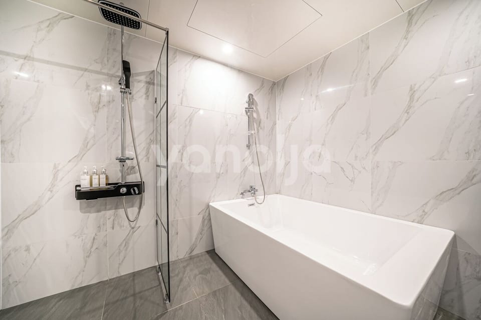 Family Twin Room | Blackout drapes, soundproofing, free WiFi