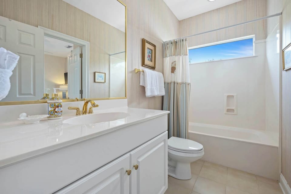 Private Beach & Community Pool House in Miramar Beach