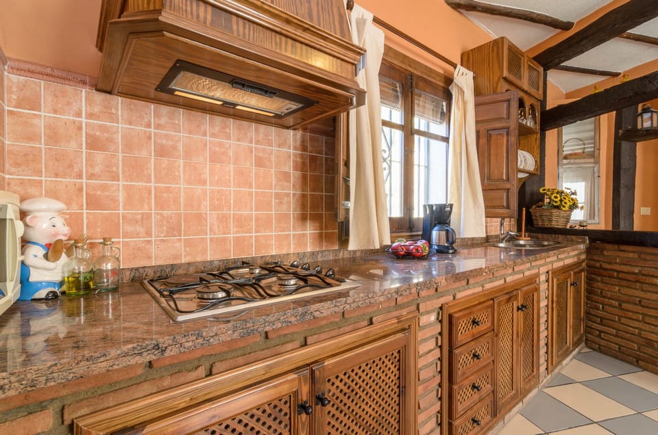 Apartment, 2 Bedrooms, Terrace, Mountain View | Private kitchen | Fridge, microwave, stovetop, cookware/dishes/utensils