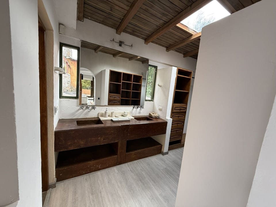 Luxury Suite, City View | Bathroom | Shower, towels, soap, shampoo
