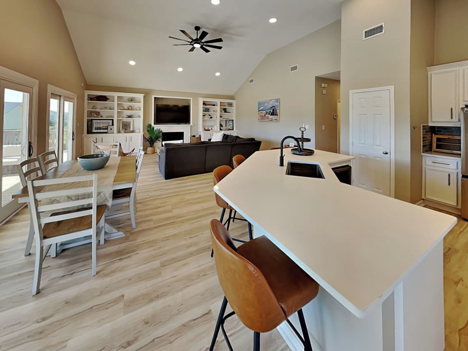 House (4 Bedrooms) | Property amenity