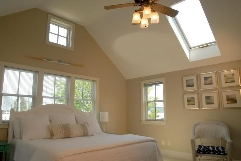 Classic House, 3 Bedrooms, Pets Allowed | Iron/ironing board, free WiFi
