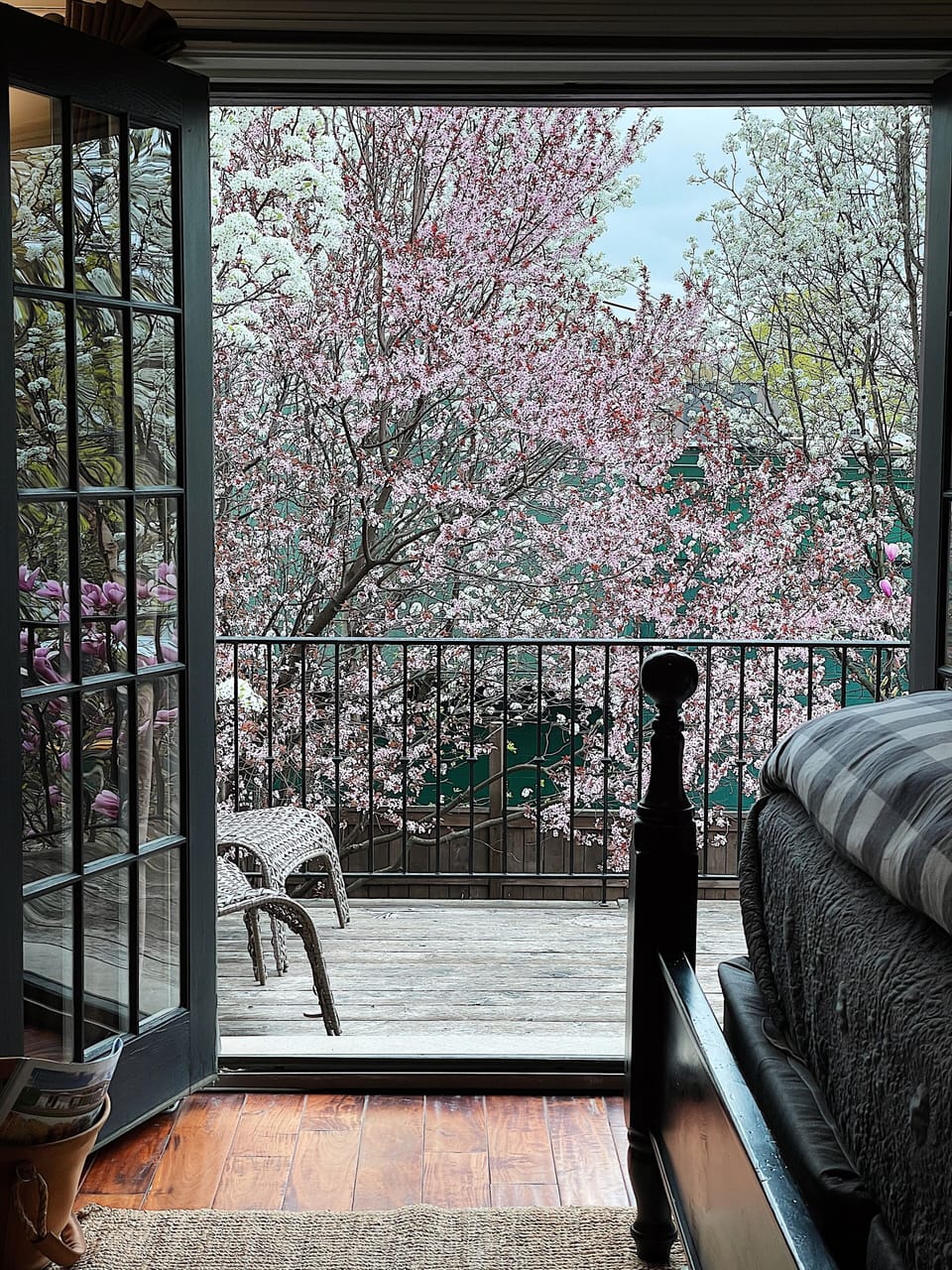 Room, 1 King Bed, Balcony, Garden View | Egyptian cotton sheets, premium bedding, pillowtop beds, minibar