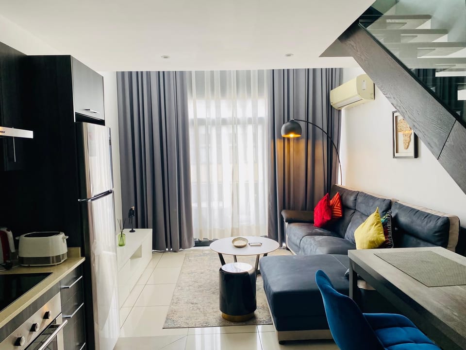 Exclusive Apartment, 1 Bedroom, Balcony | Living area