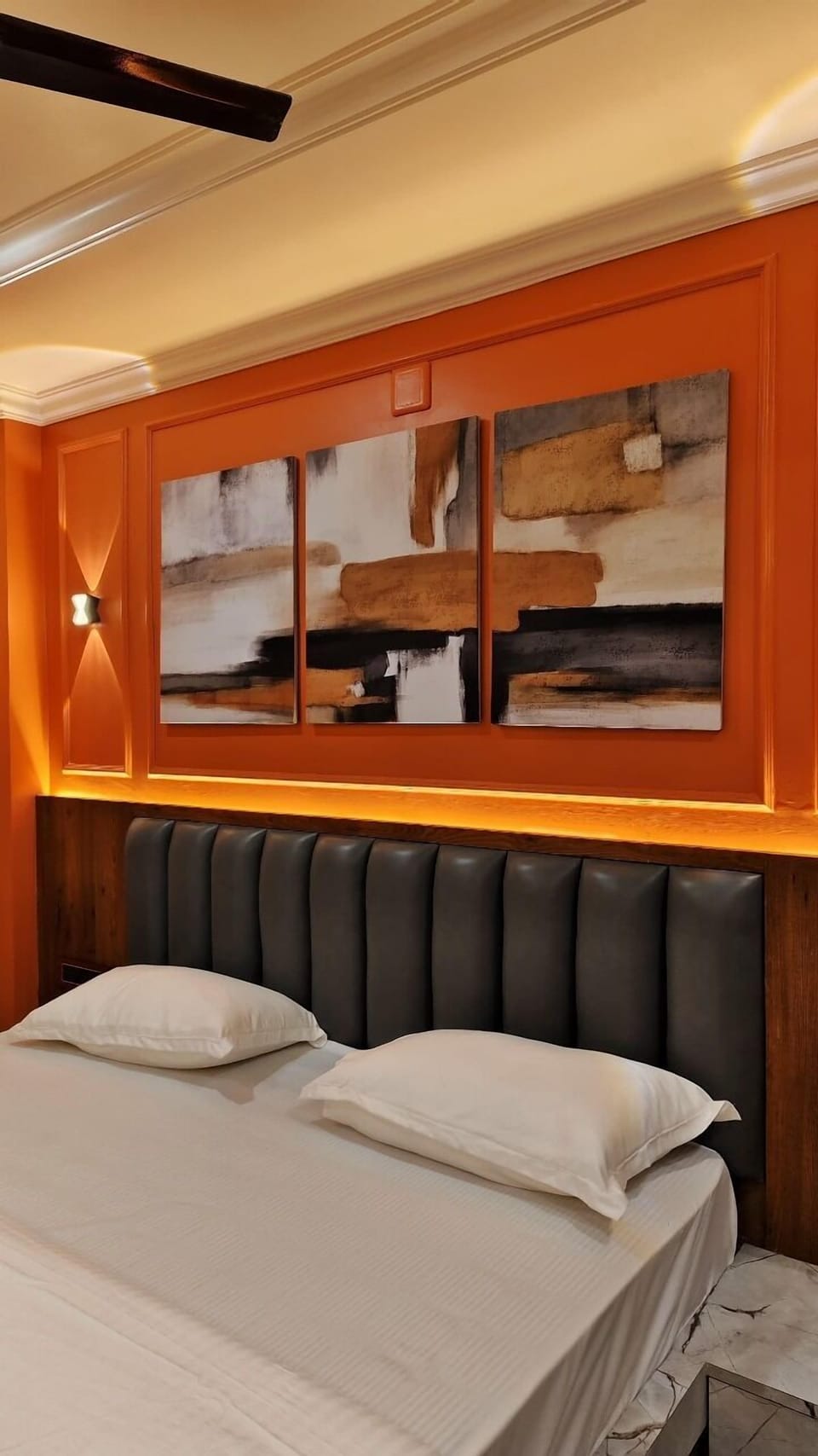 Deluxe Room | Premium bedding, memory foam beds, desk, WiFi (free)