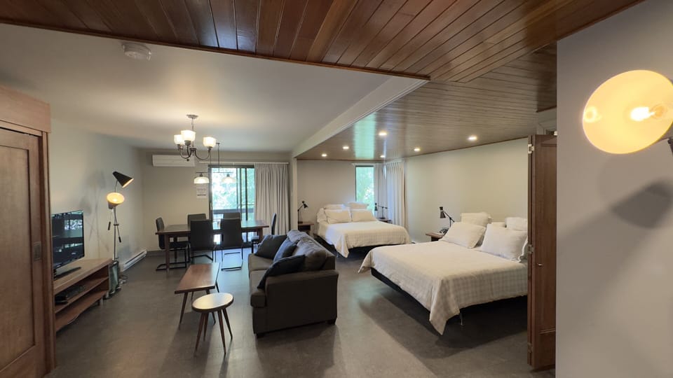 Family Suite, Refrigerator & Microwave | Premium bedding, individually decorated, individually furnished, desk