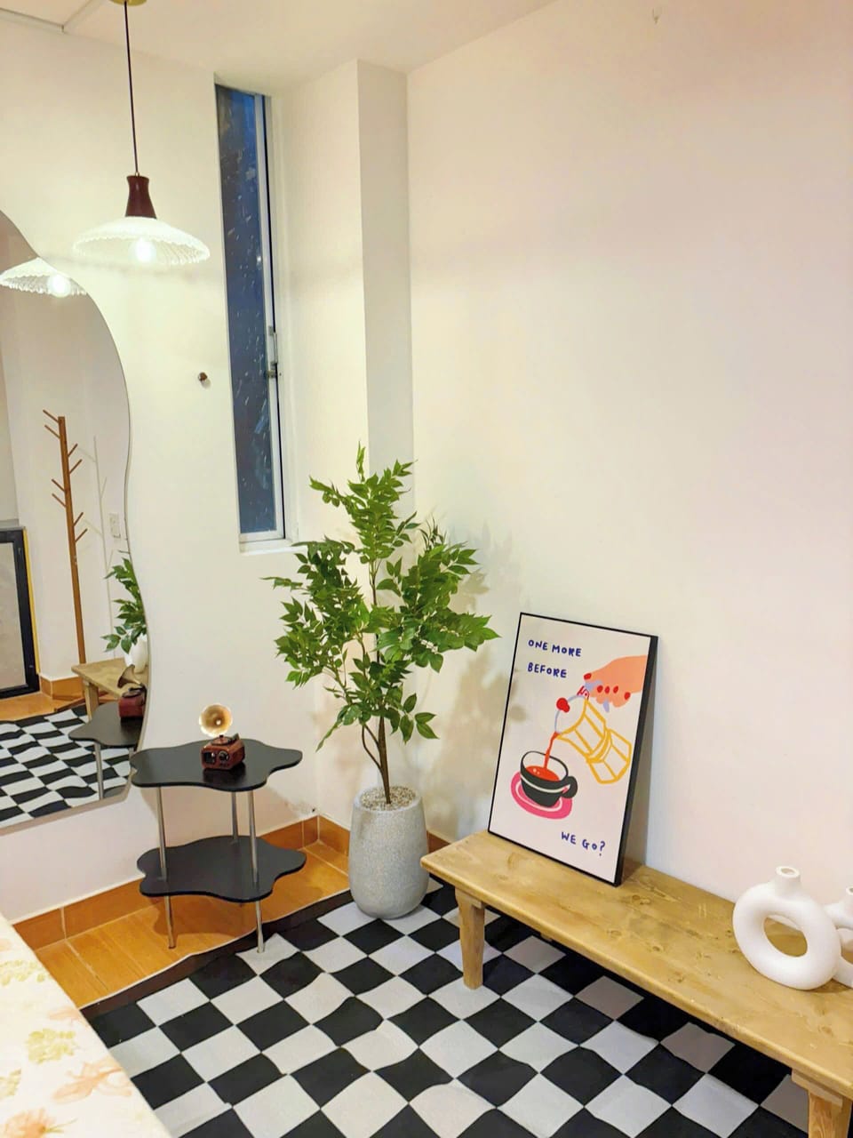 Standard Studio | Free WiFi, bed sheets