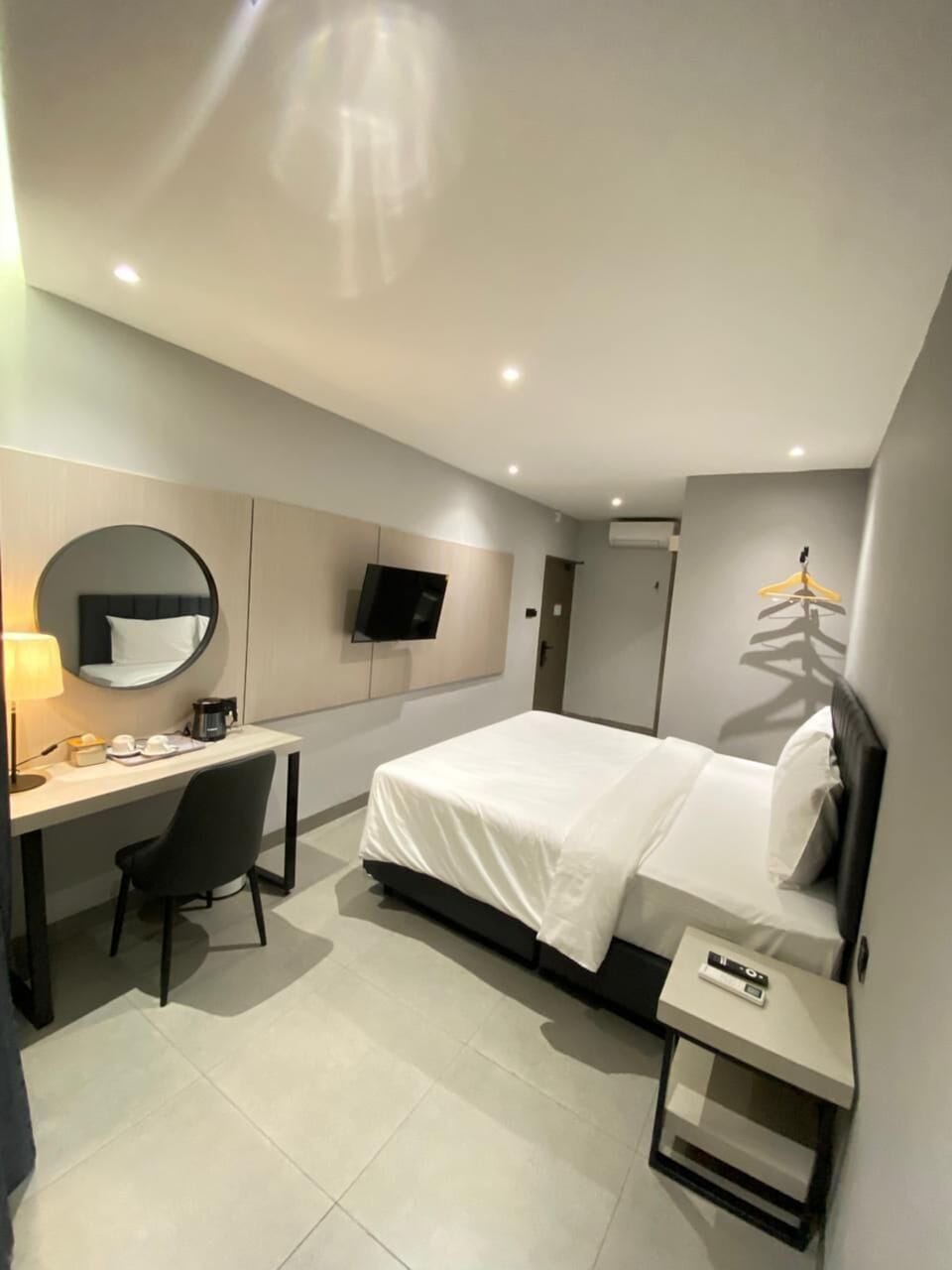 Grand Double or Twin Room | Desk, WiFi (free), bed sheets