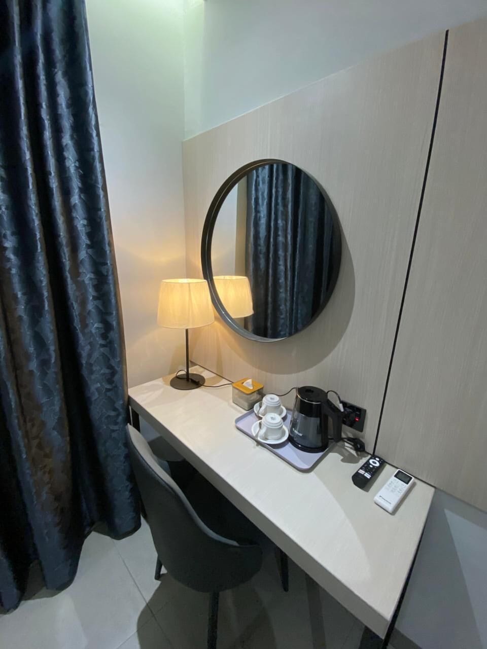 Superior Twin Room | Desk, WiFi (free), bed sheets