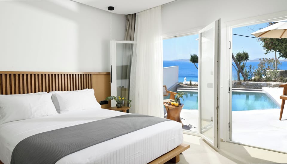 Deluxe Double Room With Private Small Pool With Sea View | Soundproofing, free WiFi