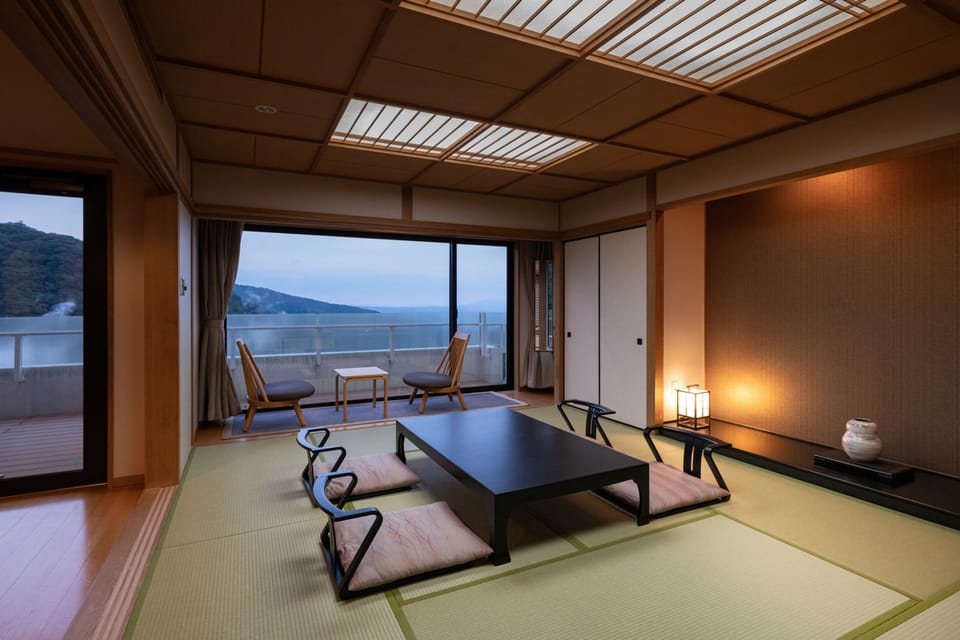 In-room safe, desk, WiFi (free), bed sheets