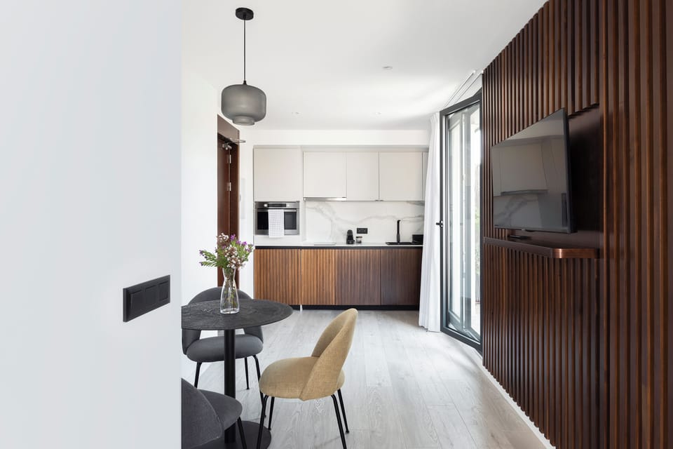 One Bedroom with Large Terrace | Private kitchen | Microwave, toaster, cookware/dishes/utensils, paper towels