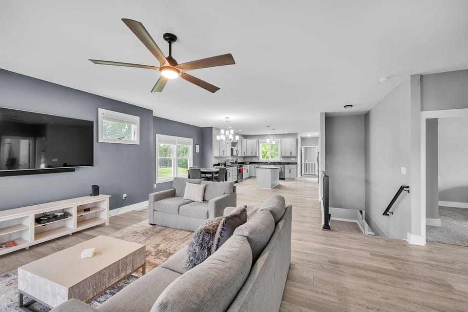 House, 4 Bedrooms | Living area