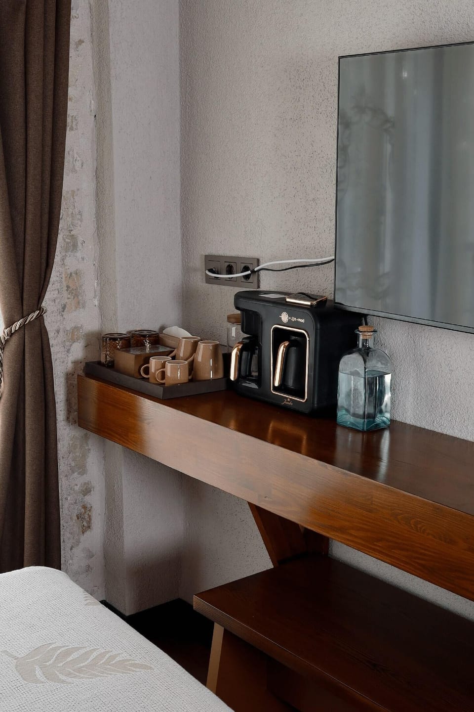 Standard Double Room | Free minibar items, individually decorated, free WiFi