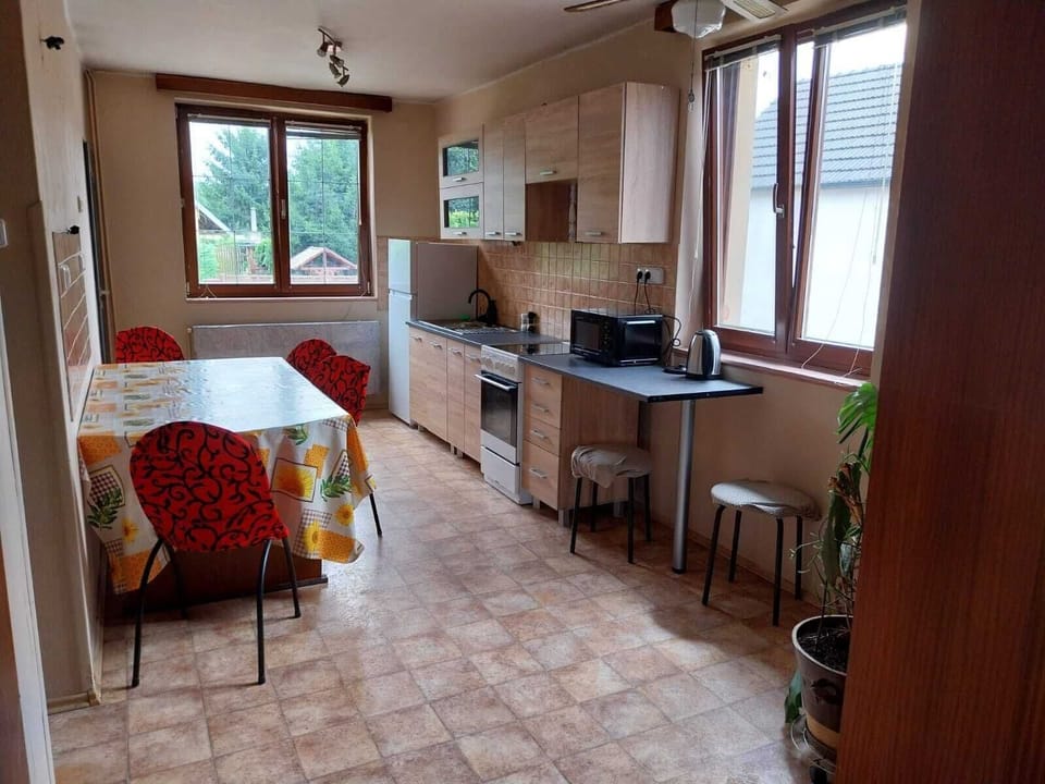 Standard Apartment | Free WiFi