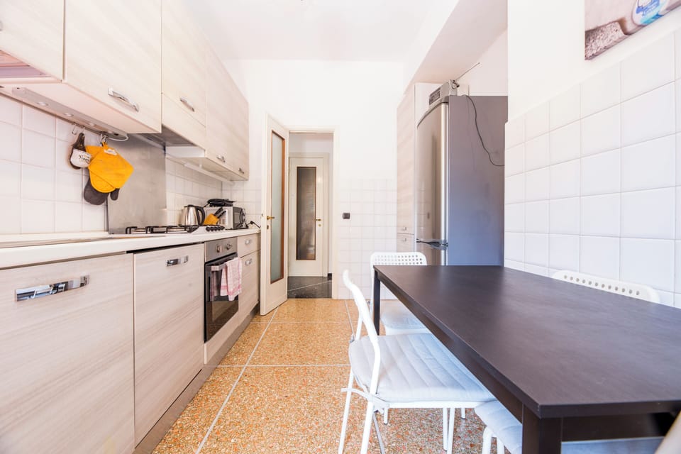 Deluxe Apartment, 2 Bedrooms, Terrace, City View | Private kitchen | Electric kettle, dining tables