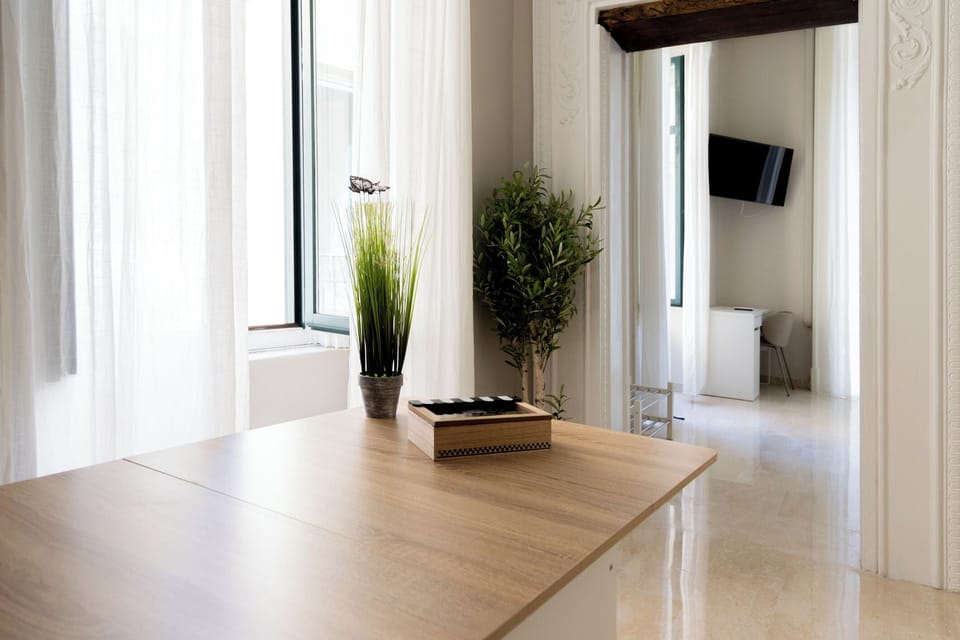 Comfort Studio, Balcony, Sea View | Desk, blackout drapes
