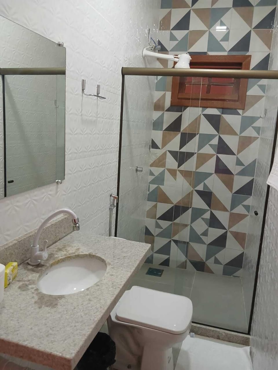 Free toiletries, towels, soap, shampoo