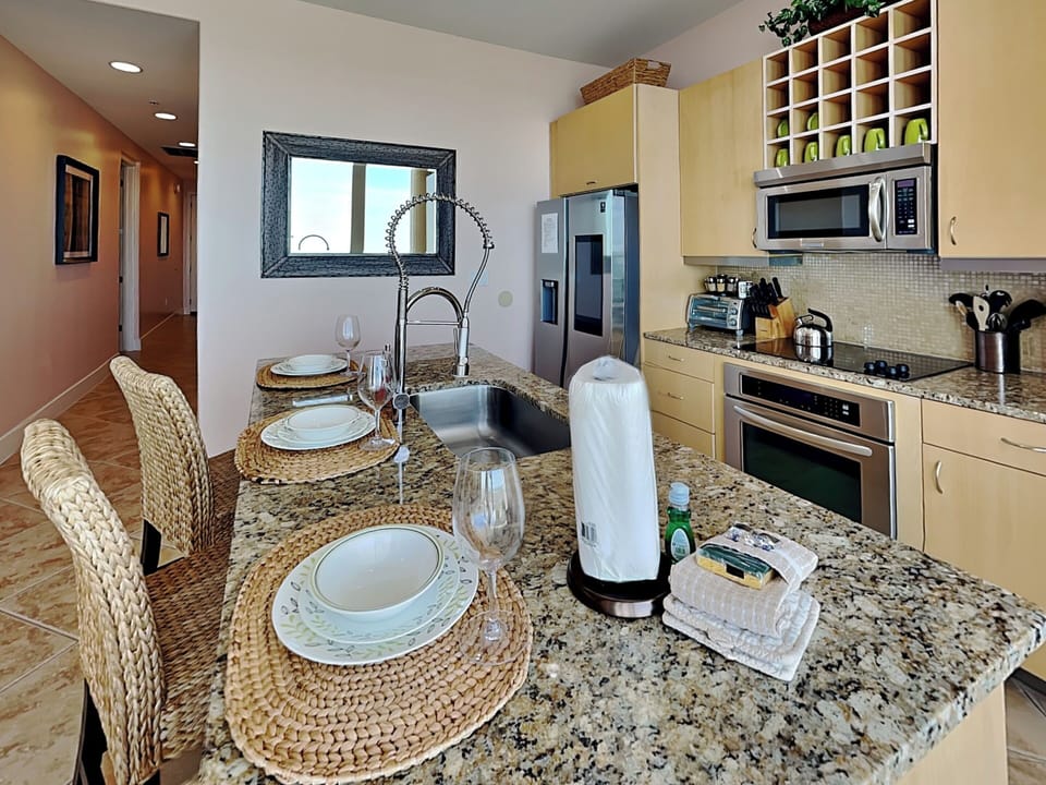 Condo (3 Bedrooms) | Property amenity