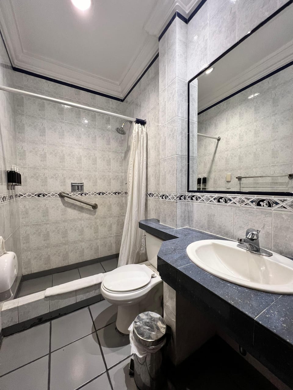 Superior Room | Bathroom | Shower, towels, toilet paper
