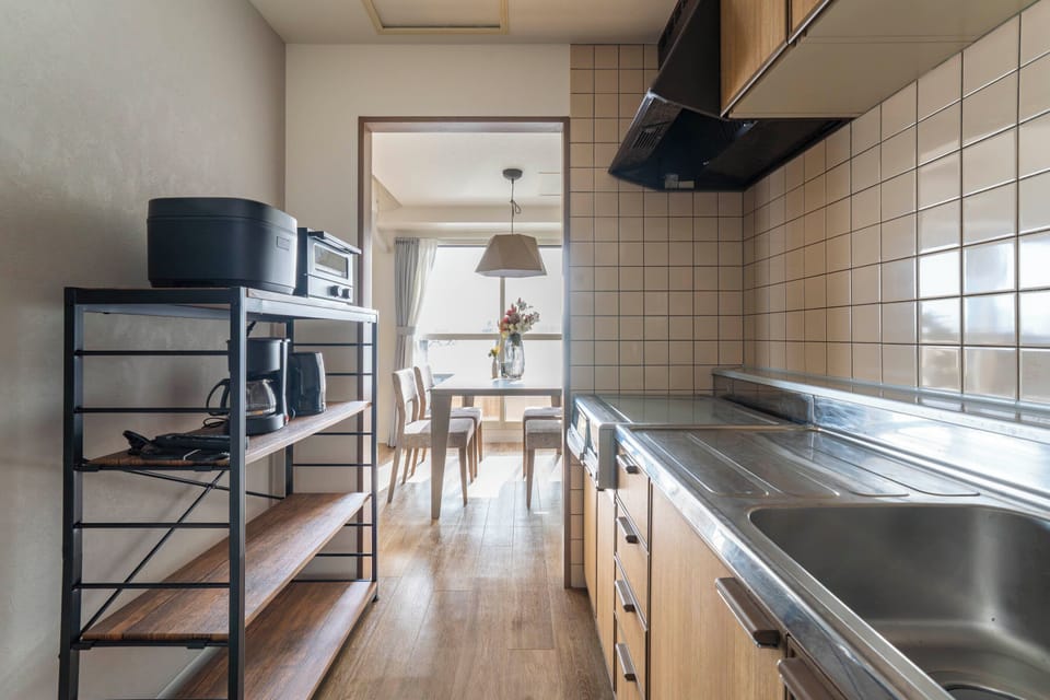 Full-size fridge, microwave, stovetop, toaster