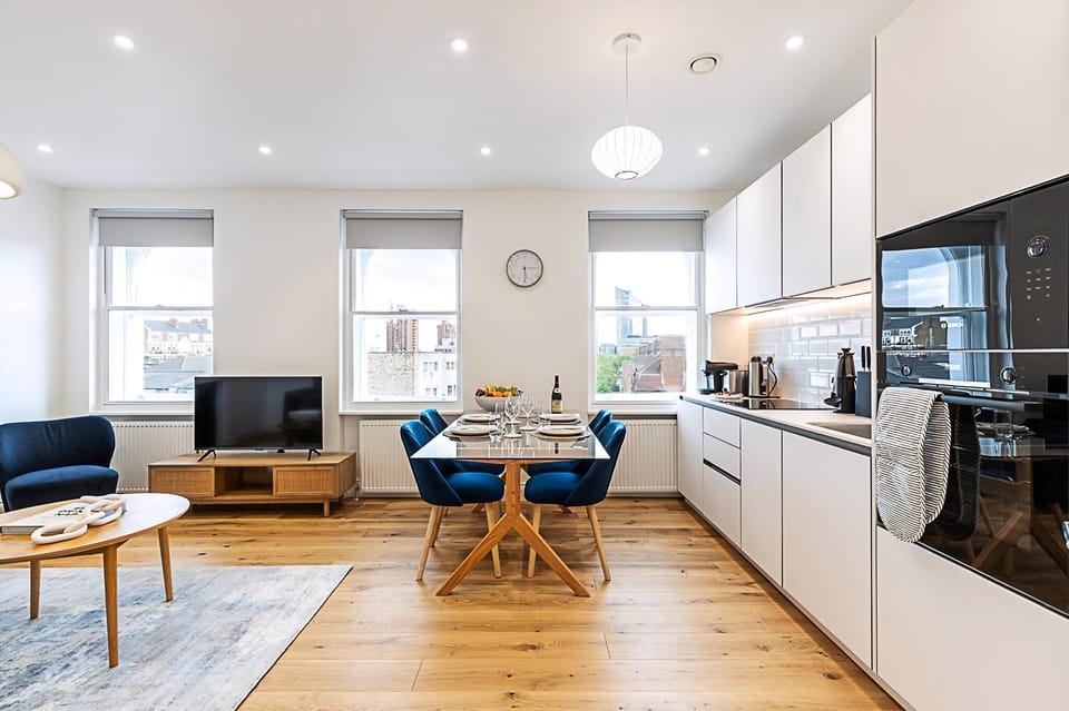 Apartment (Upscale & Serene Getaway - Prime Chel) | Private kitchen