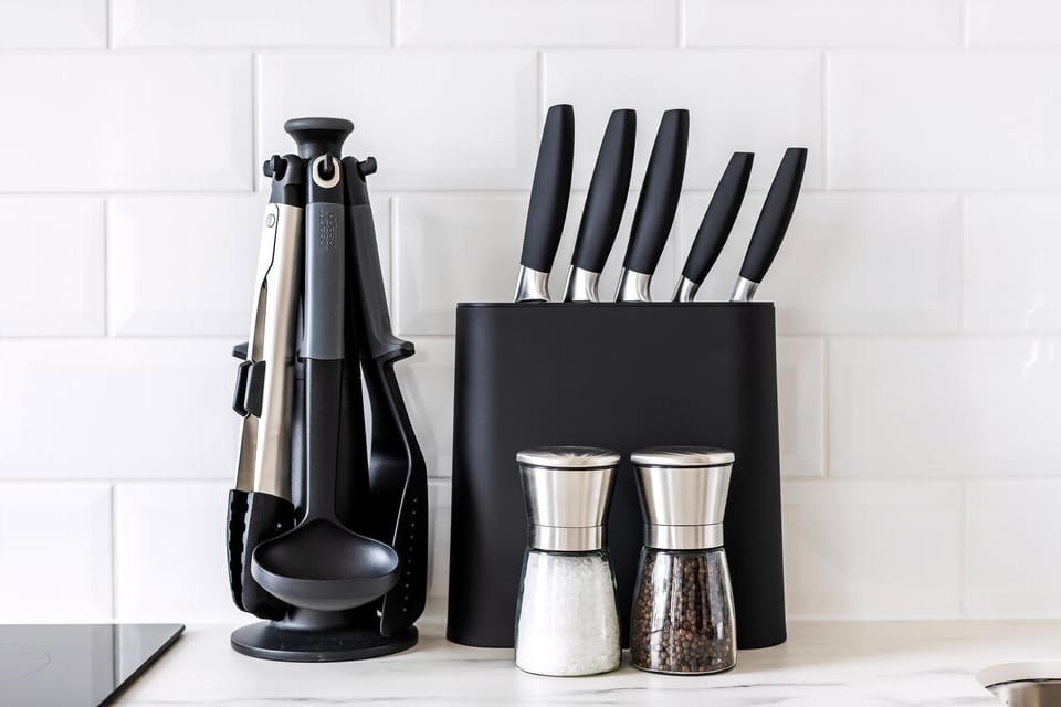 Apartment (Stylish Chelsea Escape with Private O) | Private kitchen