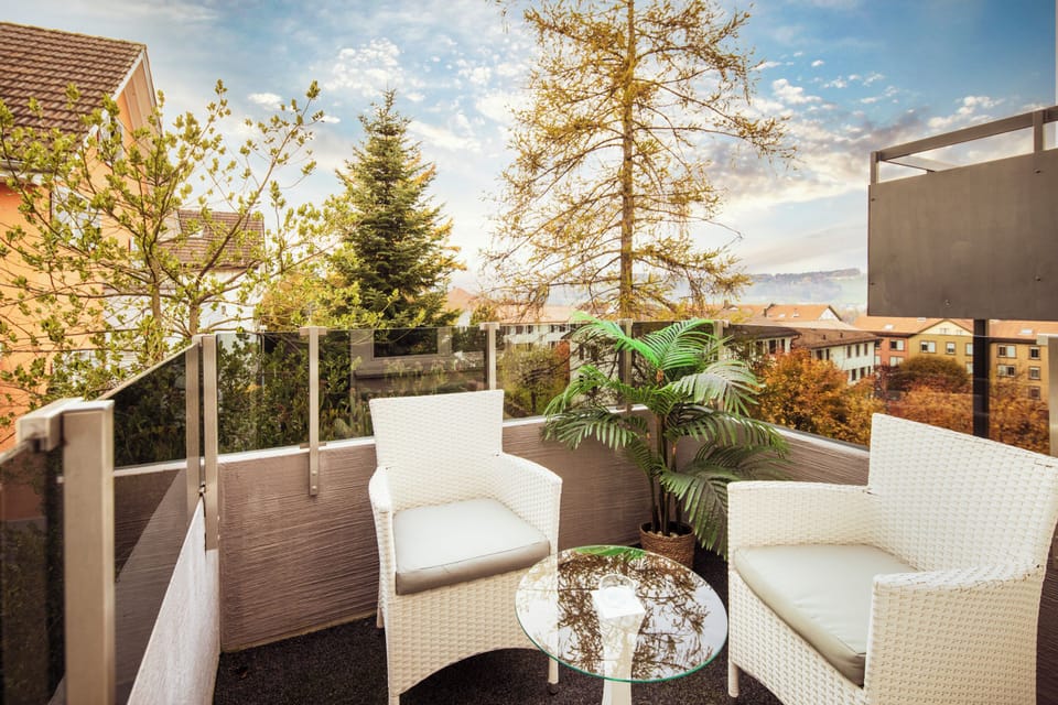 Boutique Studio with Balcony 30m2 | Balcony