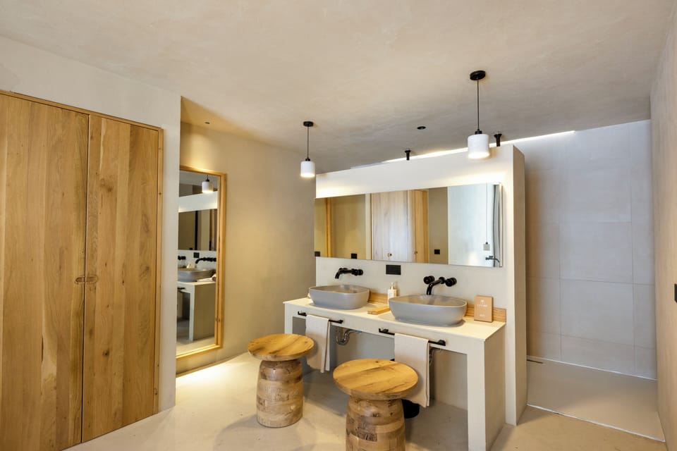 Deluxe Double Room, Sea View | Bathroom | Separate tub and shower, bathrobes, slippers, soap