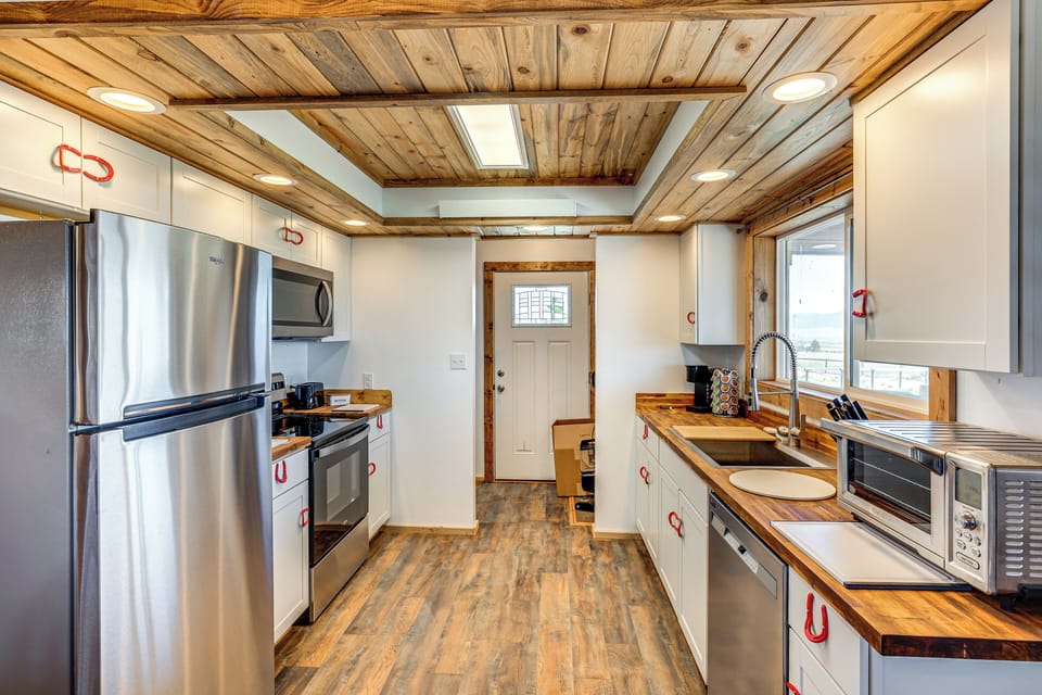 House (2 Bedrooms) | Interior