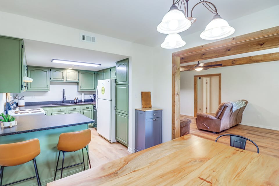 House (3 Bedrooms) | Interior
