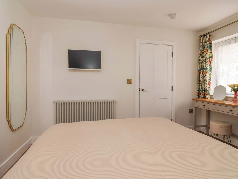 1 bedroom, individually decorated, individually furnished, free WiFi