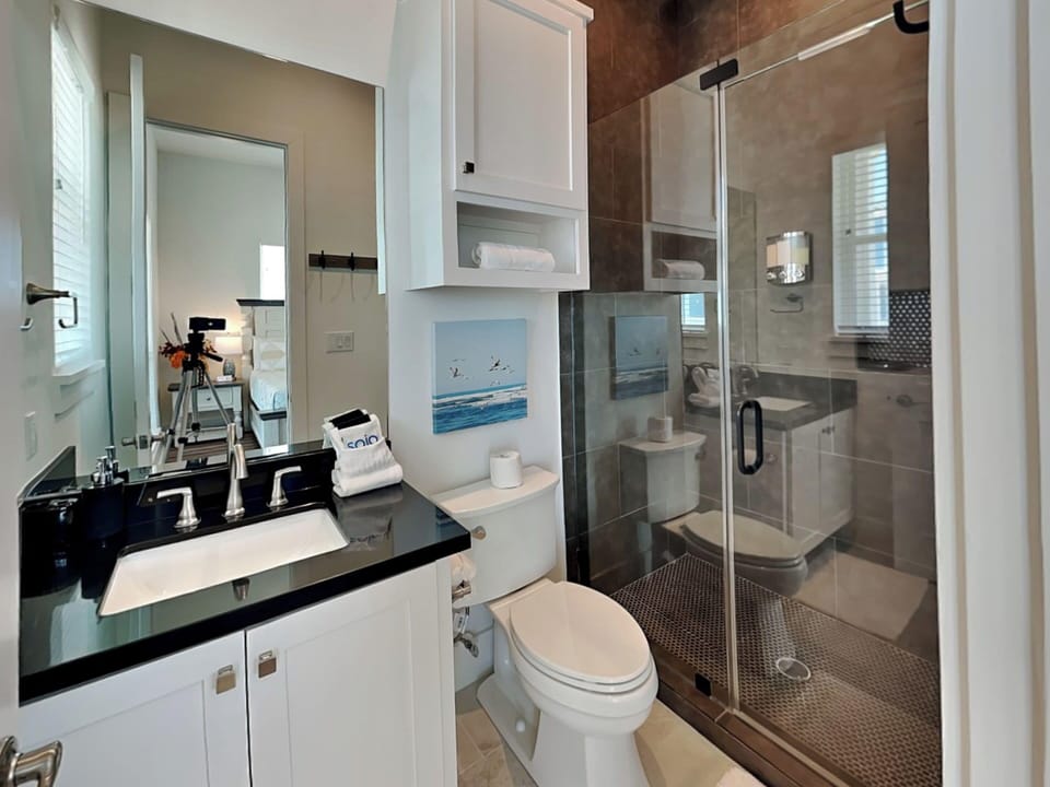Seabreezy Lane by Ryson Vacation Rentals Cottage in Galveston Island