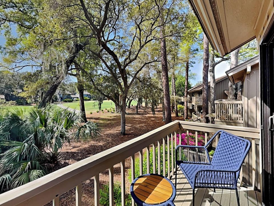 Condo (2 Bedrooms) | Property amenity