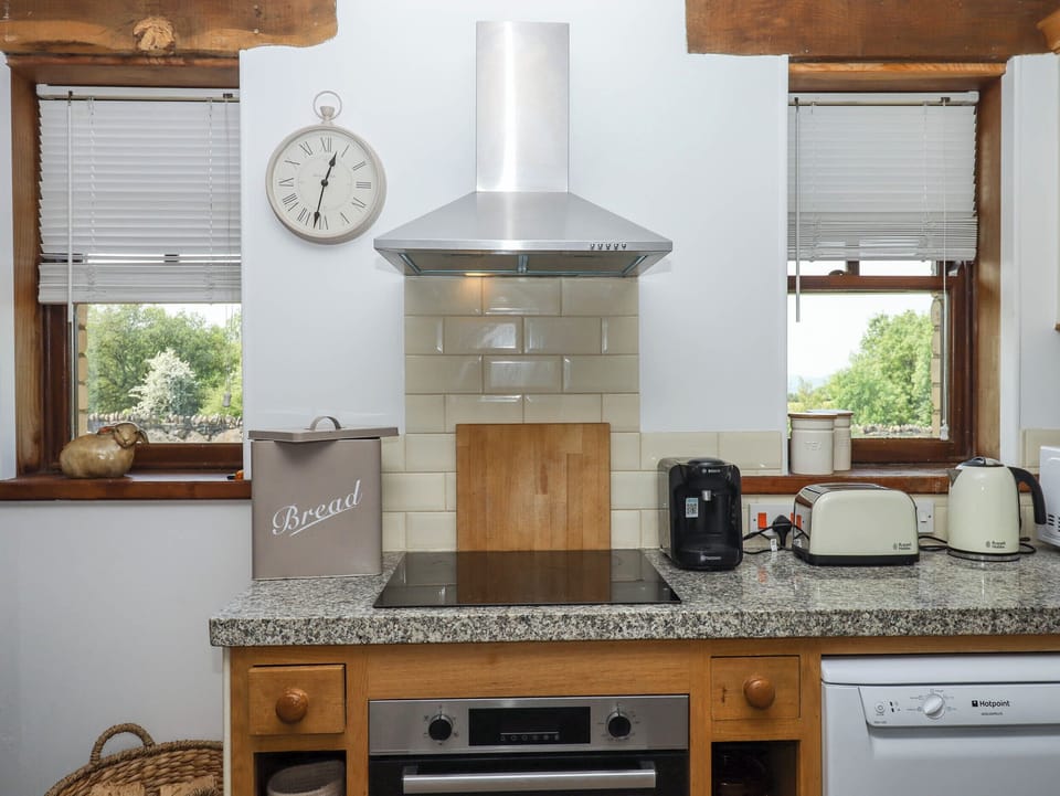 Fridge, microwave, dishwasher, toaster