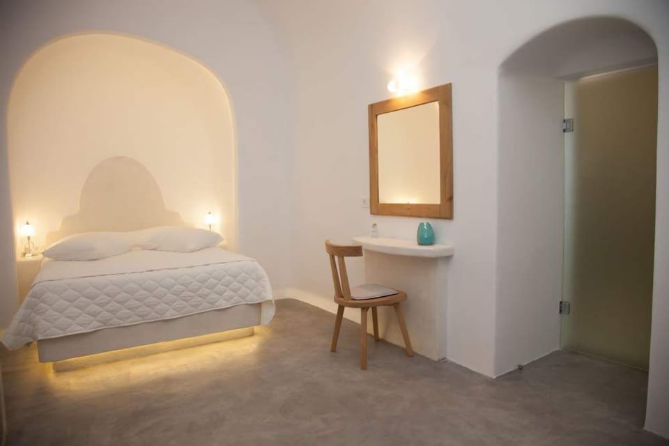 1 bedroom, Frette Italian sheets, premium bedding, pillowtop beds