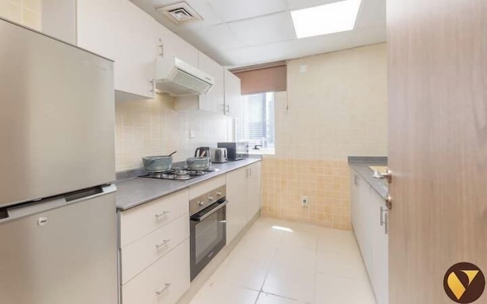 Luxury Apartment, Balcony, City View | Private kitchen | Full-size fridge, microwave, oven, stovetop