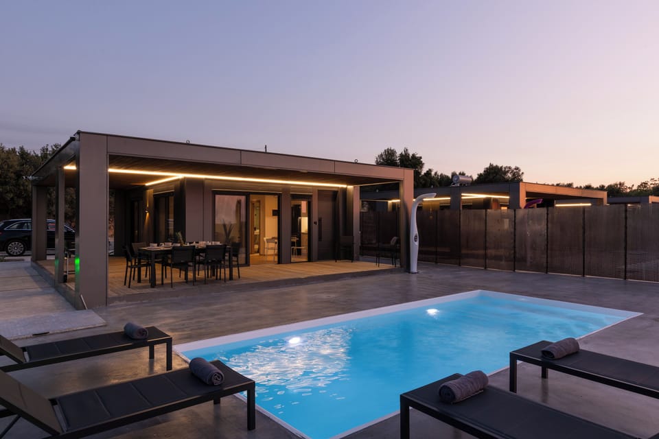 Villa with Private Pool | Terrace/patio