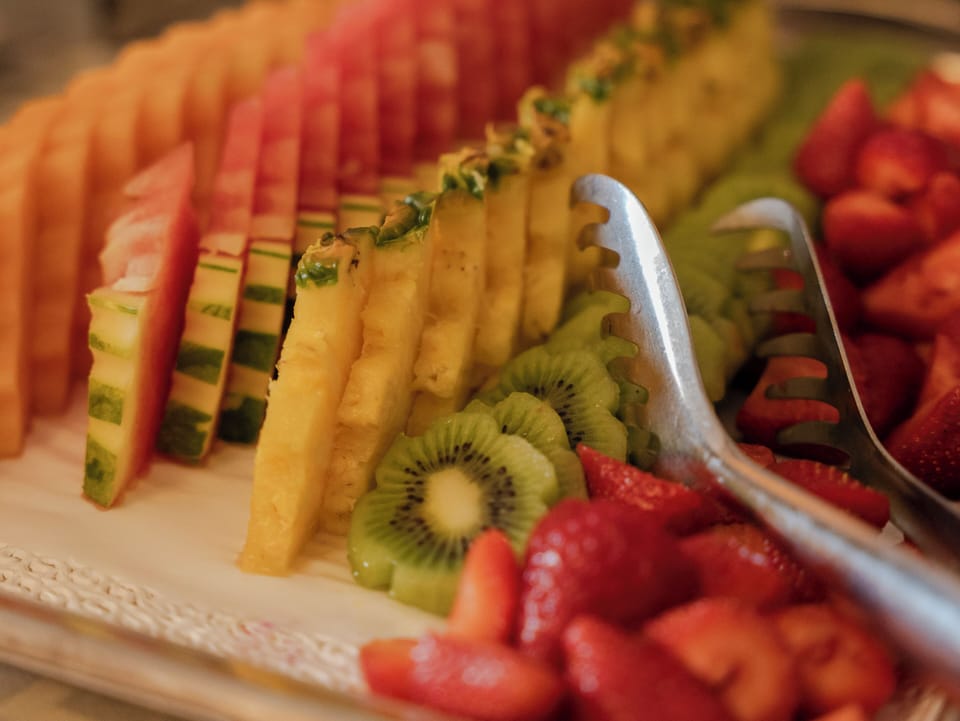 Daily buffet breakfast for a fee