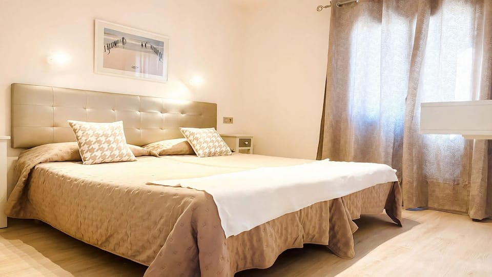 Apartment Bellissima With Pool and Wi-fi, 200m From the sea in Puerto del Carmen Apartment in Puerto del Carmen