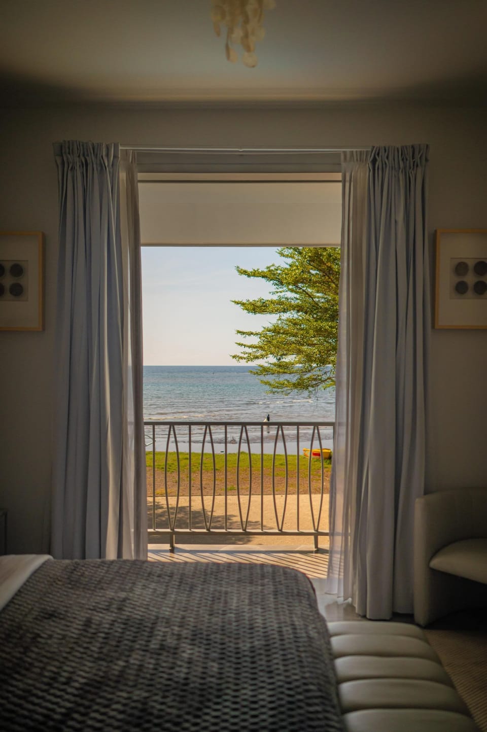 Luxury Studio, Beach View | In-room safe, desk, blackout drapes, free WiFi