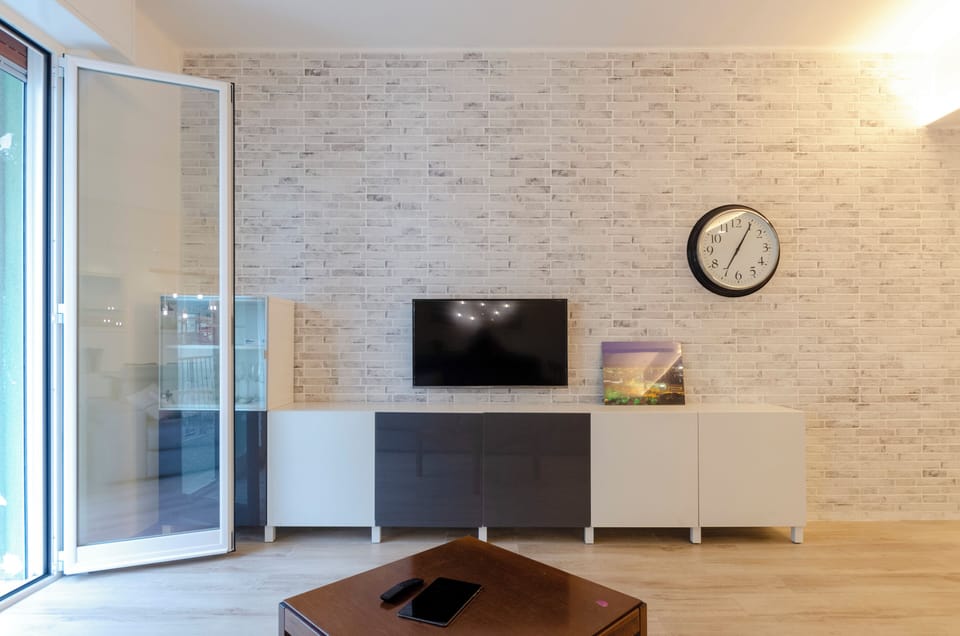 Comfort Apartment, City View | Living area | Flat-screen TV