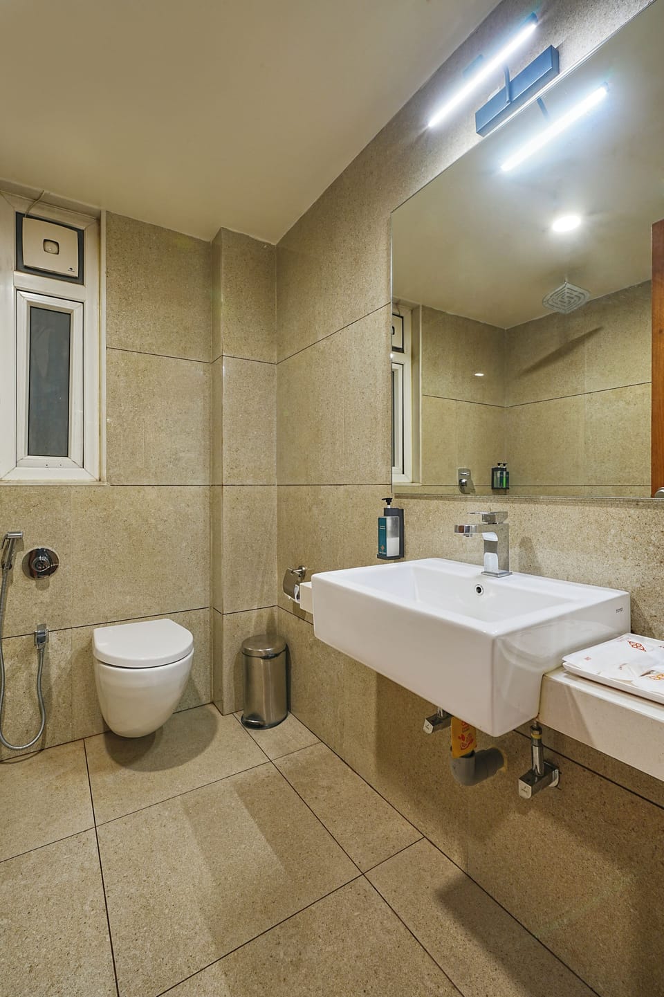 Premium Double Room, City View | Bathroom | Shower, rainfall showerhead, slippers, towels