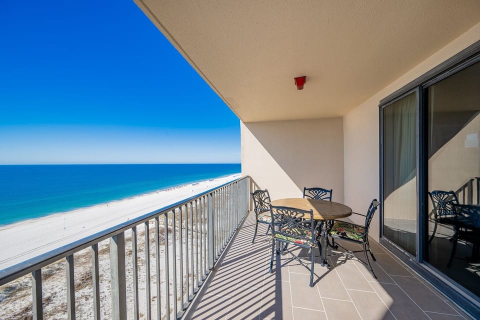 Condo, 3 Bedrooms | Outdoor dining