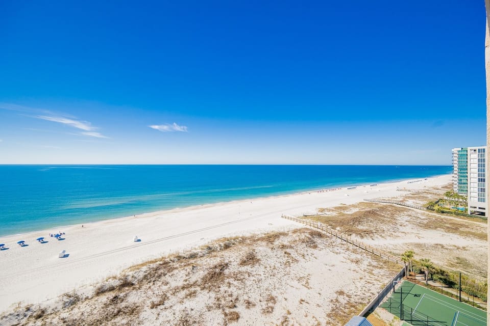 Condo, 3 Bedrooms | Beach | Beach nearby