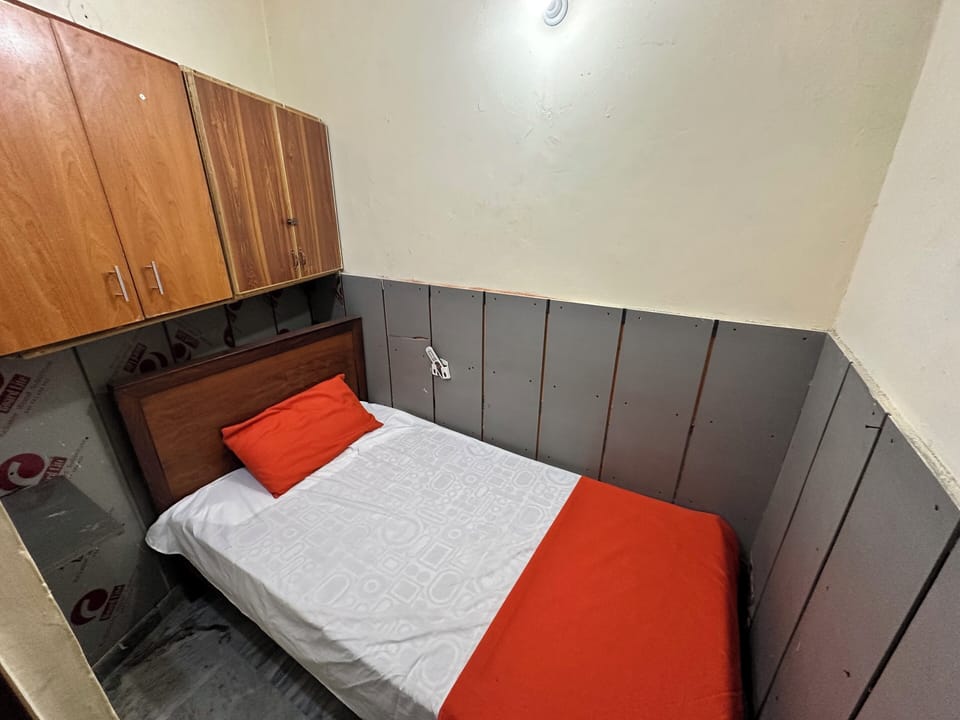 Economy Double or Twin Room, Balcony, City View | Desk, laptop workspace, free WiFi